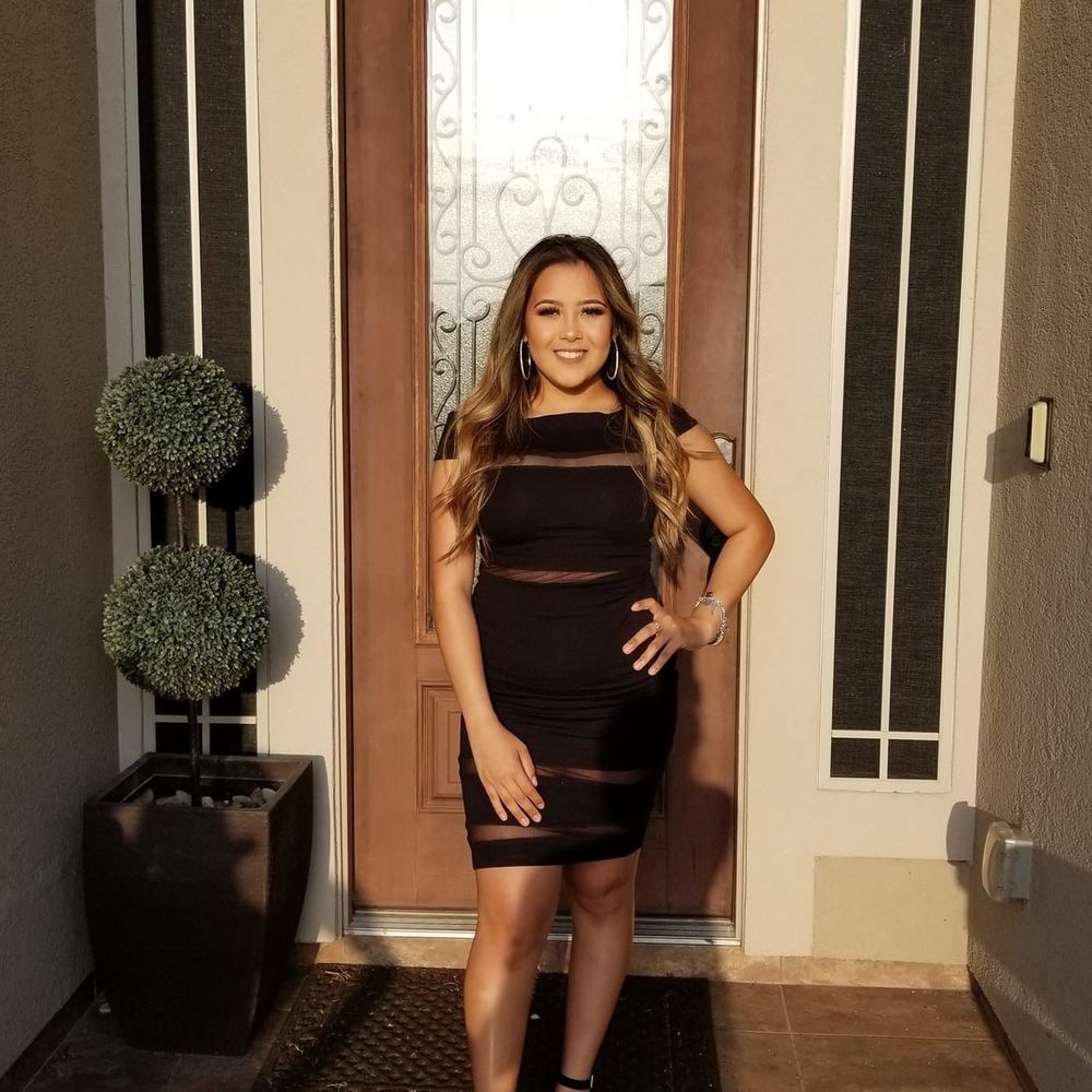 Meet your Posher, Angela